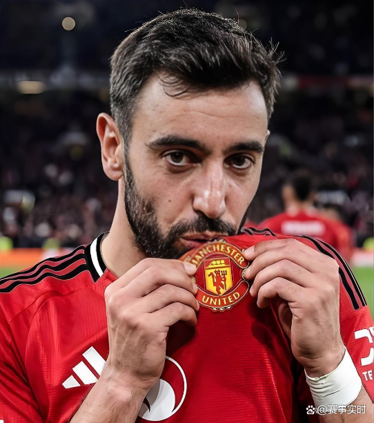 包含集结日曼联调整名单以备NBA季后赛尼斯队长鼓劲备战德甲，媒体一致点评：法兰克福临场应变备战葡超的词条